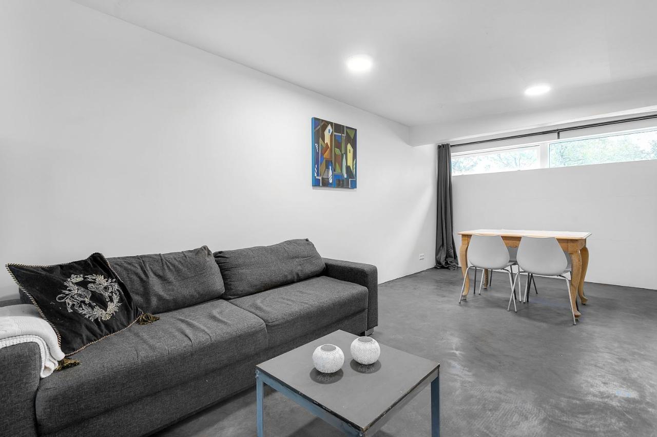 Lovely Studio With Hot Tub Appartement Reykjavik
